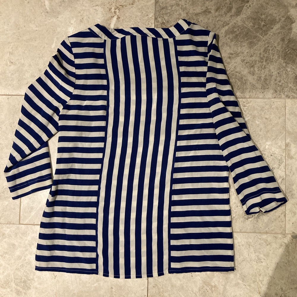Stripe blouse - Picture 4 of 4
